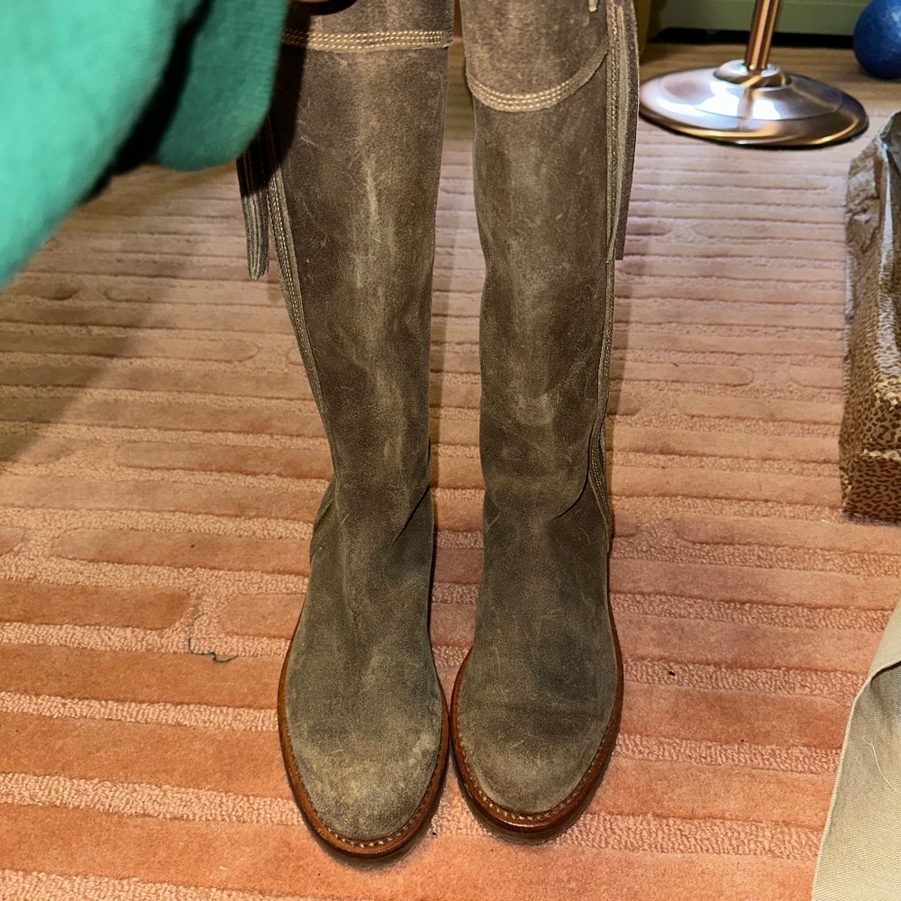 PENELOPE CHILVERS TAUPE TASSEL BOOTS - TALL size 39!